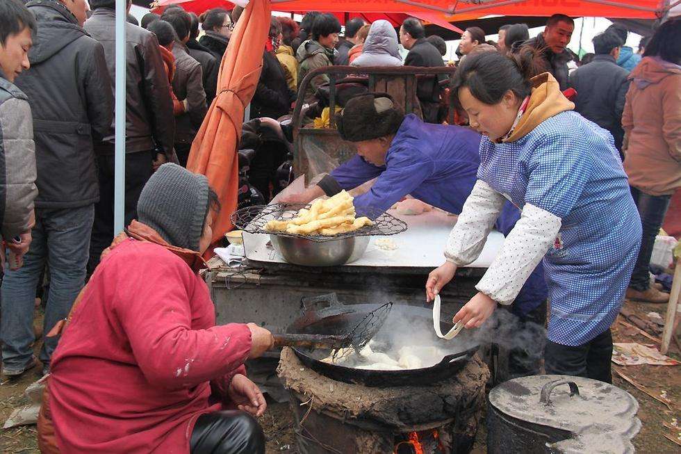 在农村做什么小生意能赚点钱,在农村月入过万的小生意