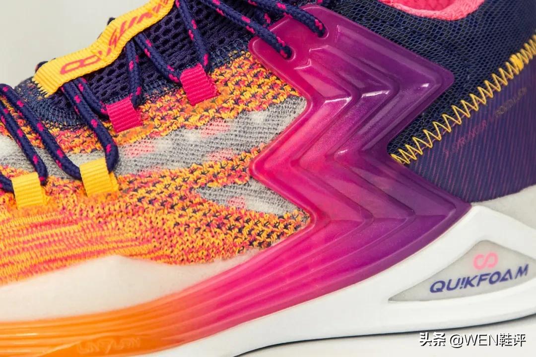 戈登穿爆的耐克鞋,戈登实战鞋