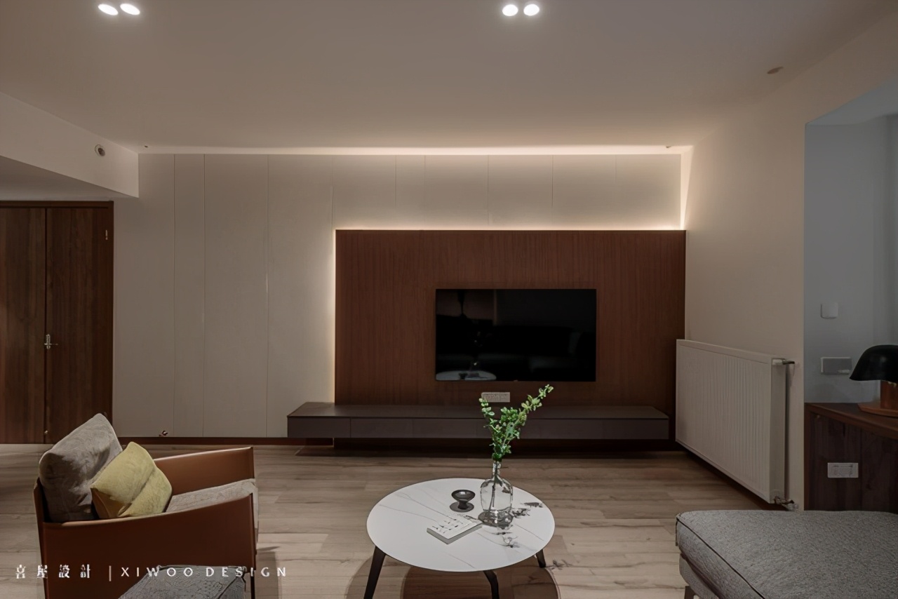 胡桃木简约搭配清新自然返璞归真,一进去就让人舒适的家