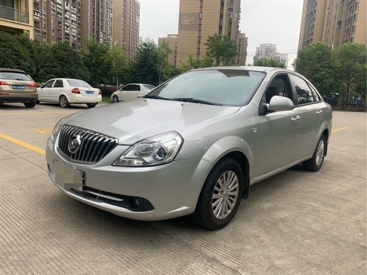 花1万多买的车,花20多万买二手别克商务车划算吗