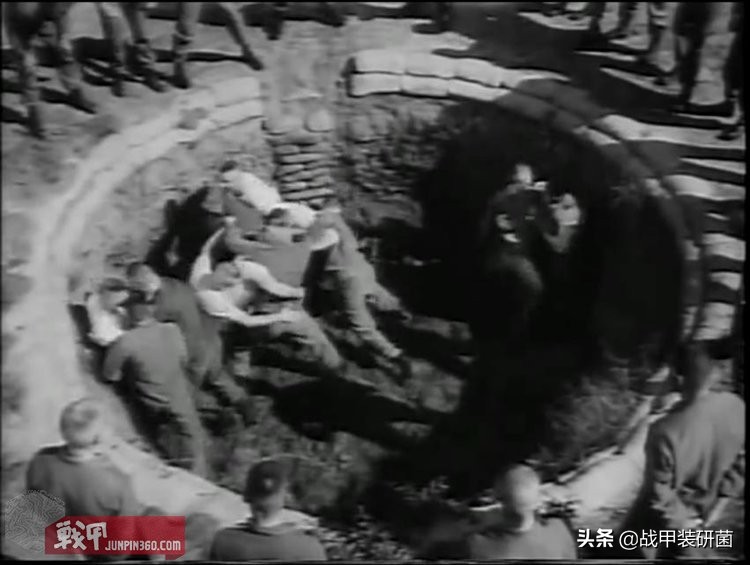 战甲战斗场面,战甲轰鸣怎么鉴定