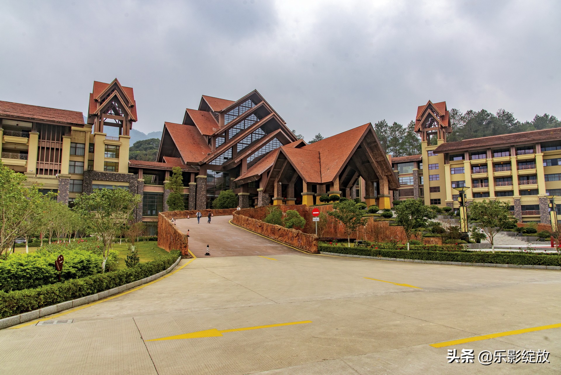 经律论文化旅游小镇骑行,经律论文化旅游小镇美国