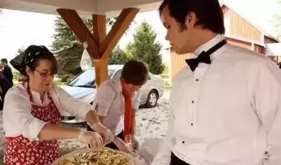 国外休闲农场大全,为什么国外农场规模大