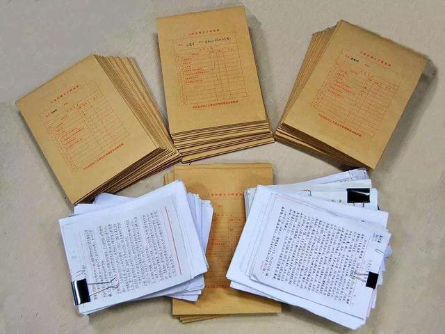 应届毕业生需要准备什么证,应届毕业生必须知道的问题和方法