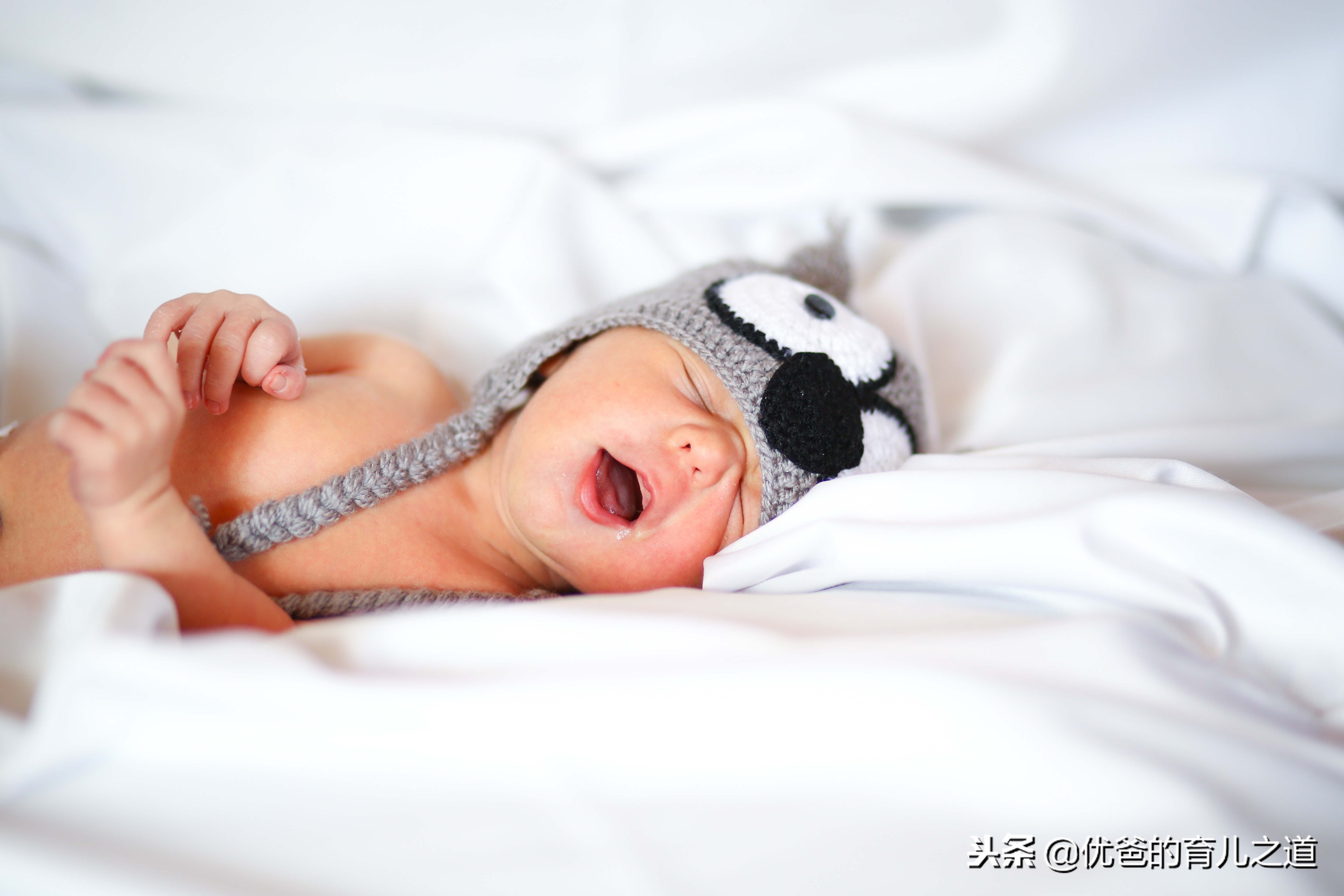 盘点老人带孙子,老人最看不惯的带娃方式原视频