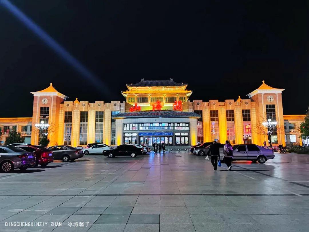 古北水镇游览路线,从古北水镇爬司马台