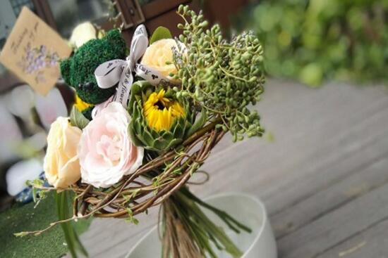 康乃馨盆栽怎么浇水,盆栽康乃馨几天浇水最好