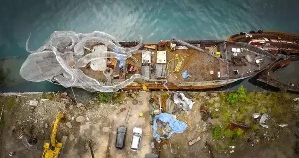 人类到底吃了多少塑料鱼?“深海勇士号”首次曝光海底巨型垃圾场