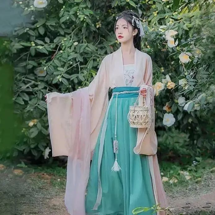 齐腰襦裙的上襦怎么手工制作,齐胸襦裙裁剪教程