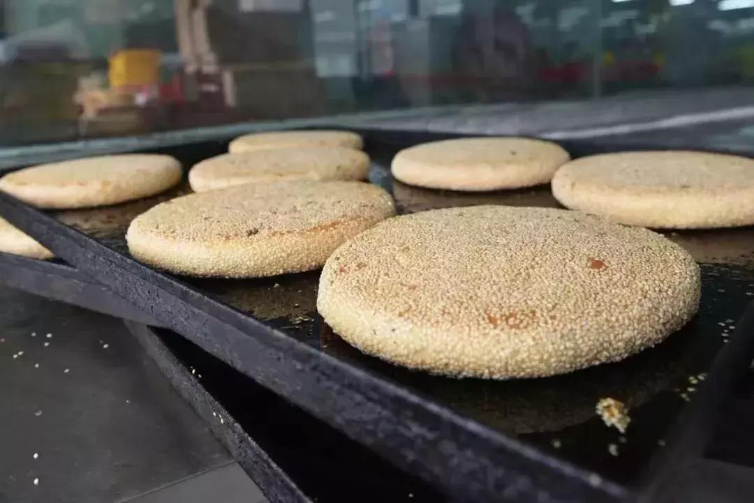 编辑部第一届“斗月饼大赛”开吃！11款老字号，谁才是浙江NO.1？