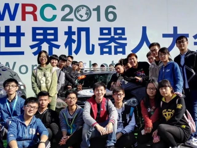 对AI感兴趣的同学,不妨考虑一下这所大学,国内第一机器人学院