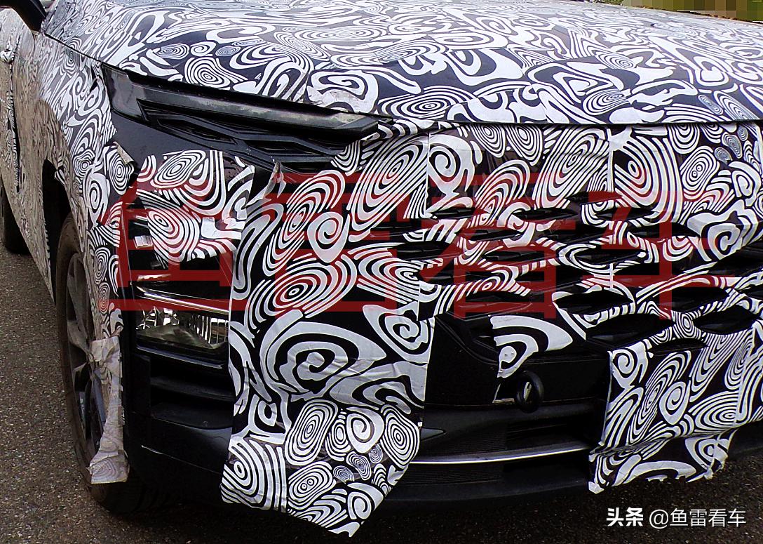 这次够清晰了吧!奇瑞X-C实车近身实拍,可比渲染图犀利多了