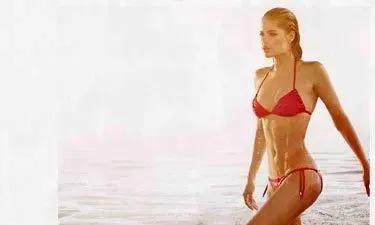 “你长得这么丑,竟然还想红?”关!你!屁!事