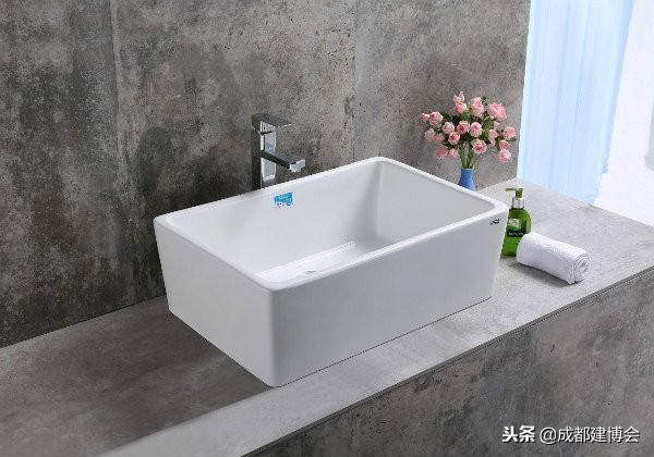 卫生间陶瓷台盆出现裂缝怎么修补,台盆裂缝漏水修补方法