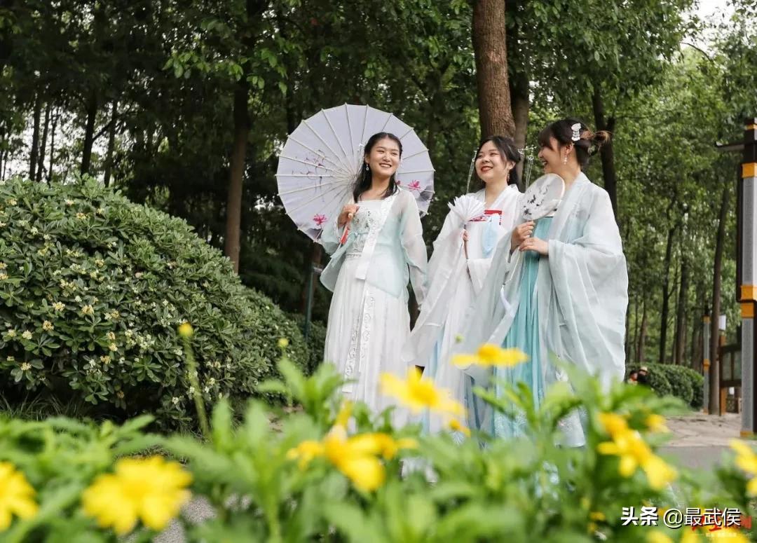 成都汉服第一城,扒一扒源头工厂