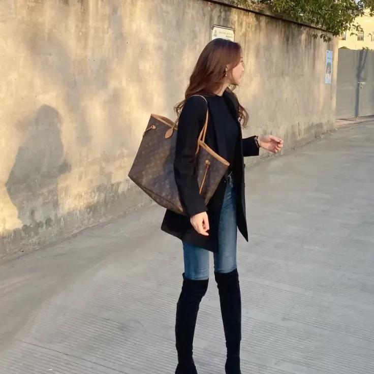 lvneverfull,lv购物袋neverfull中号值得买吗