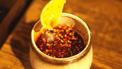 川娃子红油制作过程,正宗川式红油正规做法操作流程