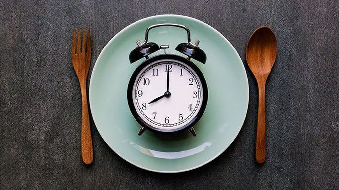 更年期经常恶心体重下降怎么调理,更年期体重快速增长怎么办