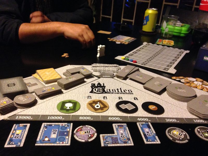 疯子在左，国王在右，城堡在中央——《疯王城堡》