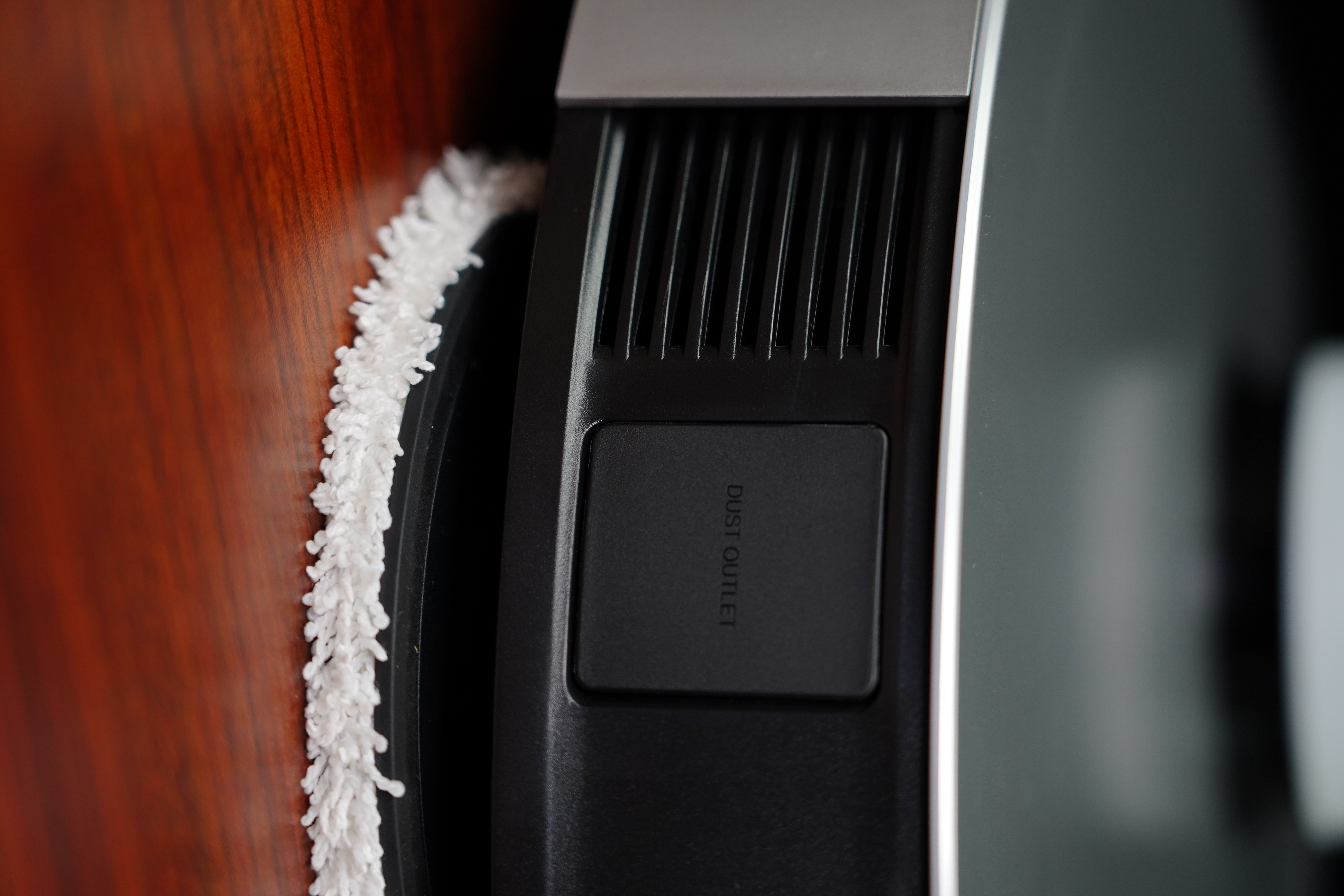 科沃斯扫地机器人地宝怎么清理,科沃斯扫地机器人自清洁