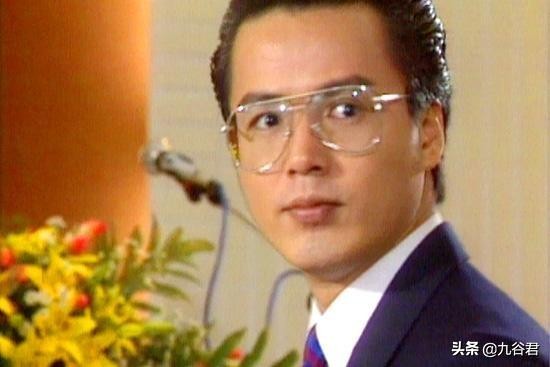 隐婚、整容还有？！一起看看明星们最不想让人知道的秘密。