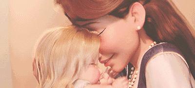 穿睡衣接娃被孩子嫌弃了,妈妈穿睡衣接儿子被嫌弃