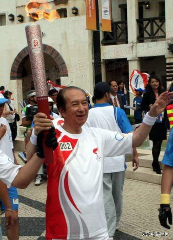 贡献了澳门财政总收入的50%以上,留下了5000亿资产,他去世了