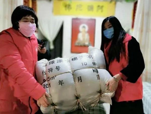 别样三八节致敬巾帼英雄,别样三八节战役里的最美巾帼