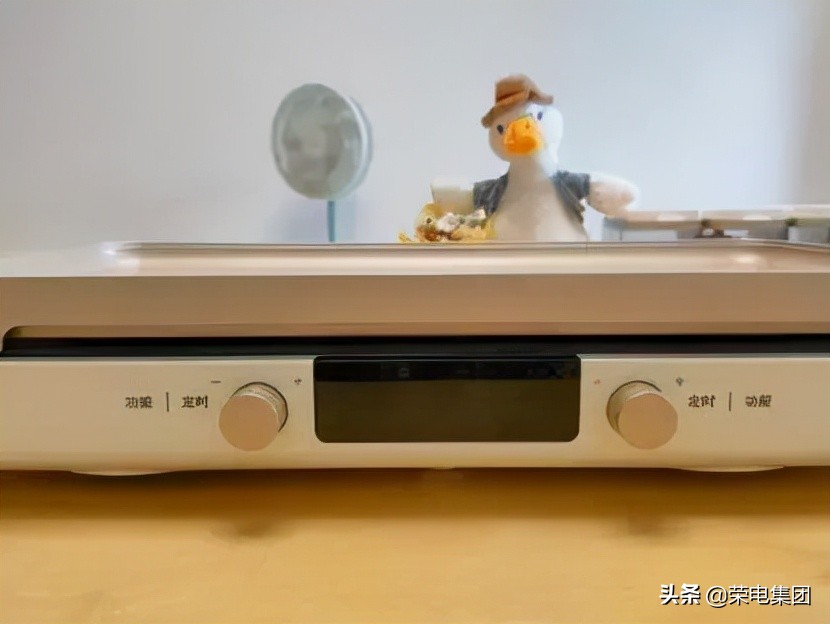 荣事达火锅烧烤一体机怎么样,特色无烟火锅烤肉烤涮一体