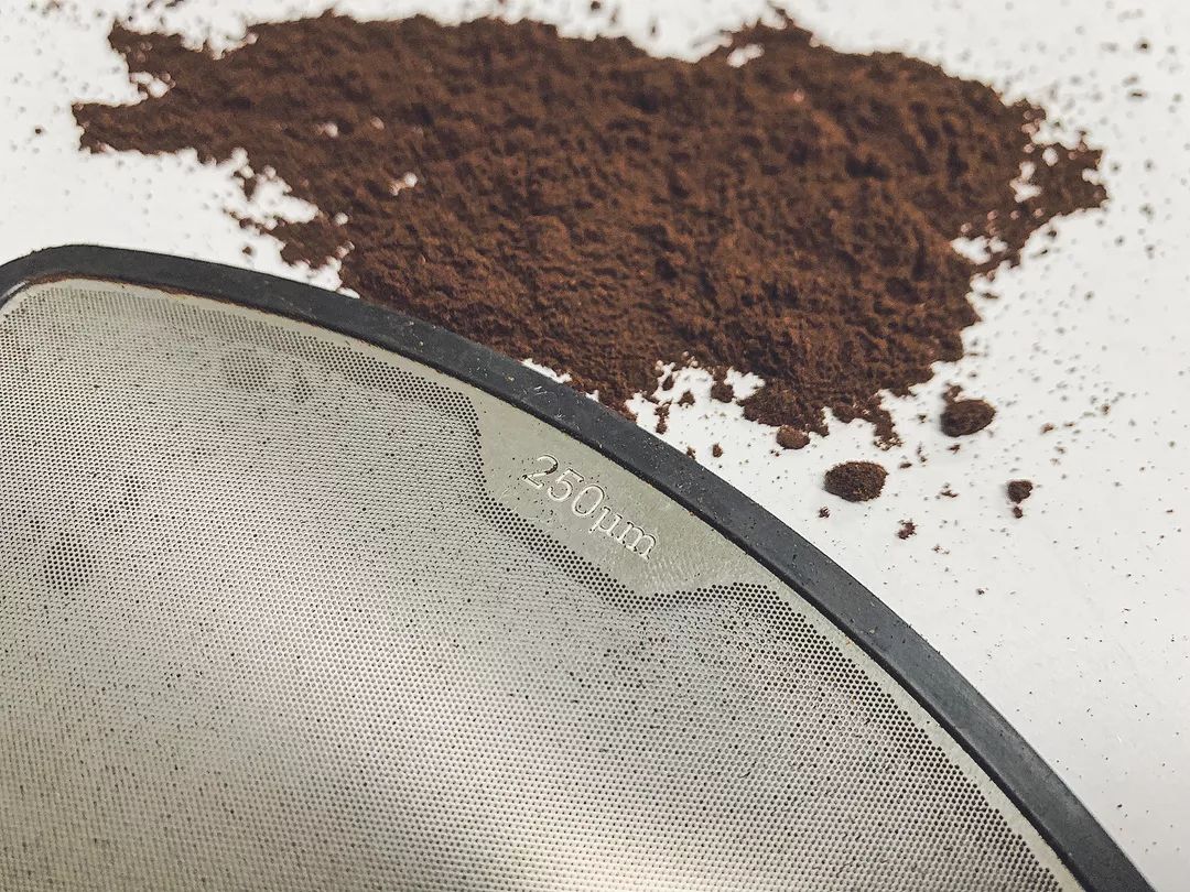 超细的咖啡粉怎么萃取,咖啡研磨粉和萃取粉的区别