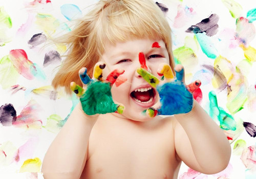 宝宝总喜欢玩羞羞，会不会有什么心理问题，父母要不要及时干预