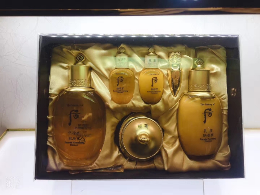 夏天一瓶就够的护肤品,夏天爆款护肤品