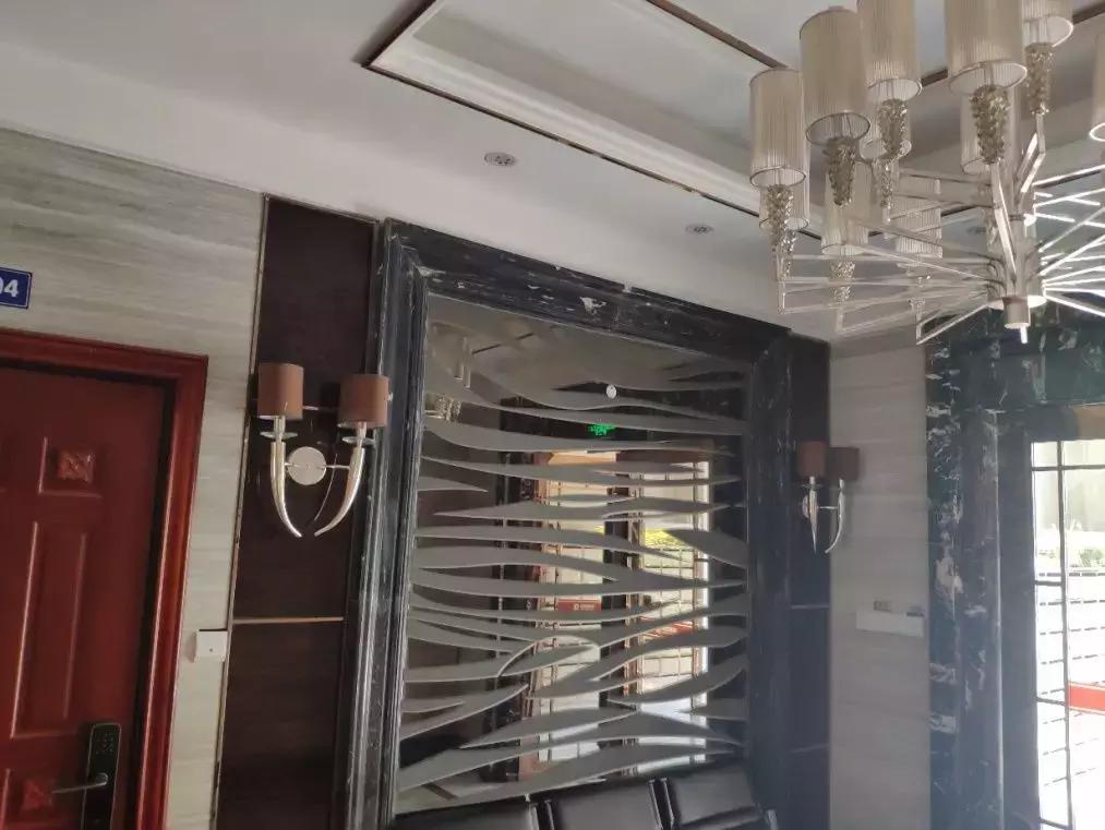 贵阳恒大帝景精装房交付实拍图,恒大帝景三期复工现场