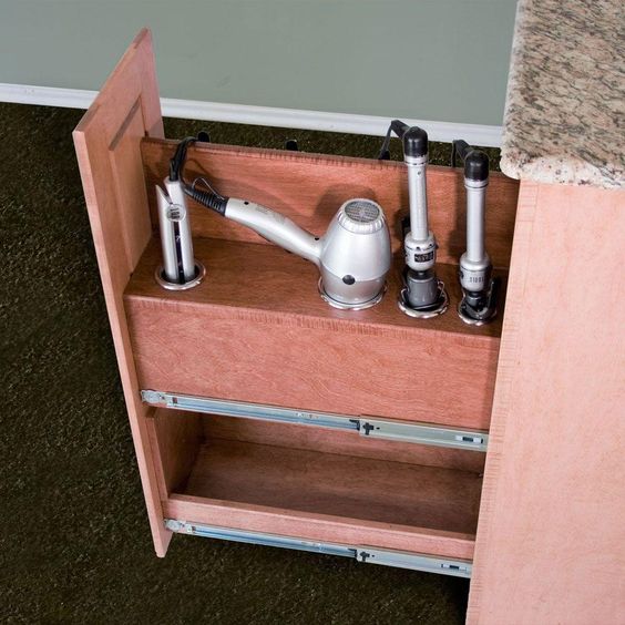 卧室床尾做收纳柜,卧室上铺床头悬挂收纳柜