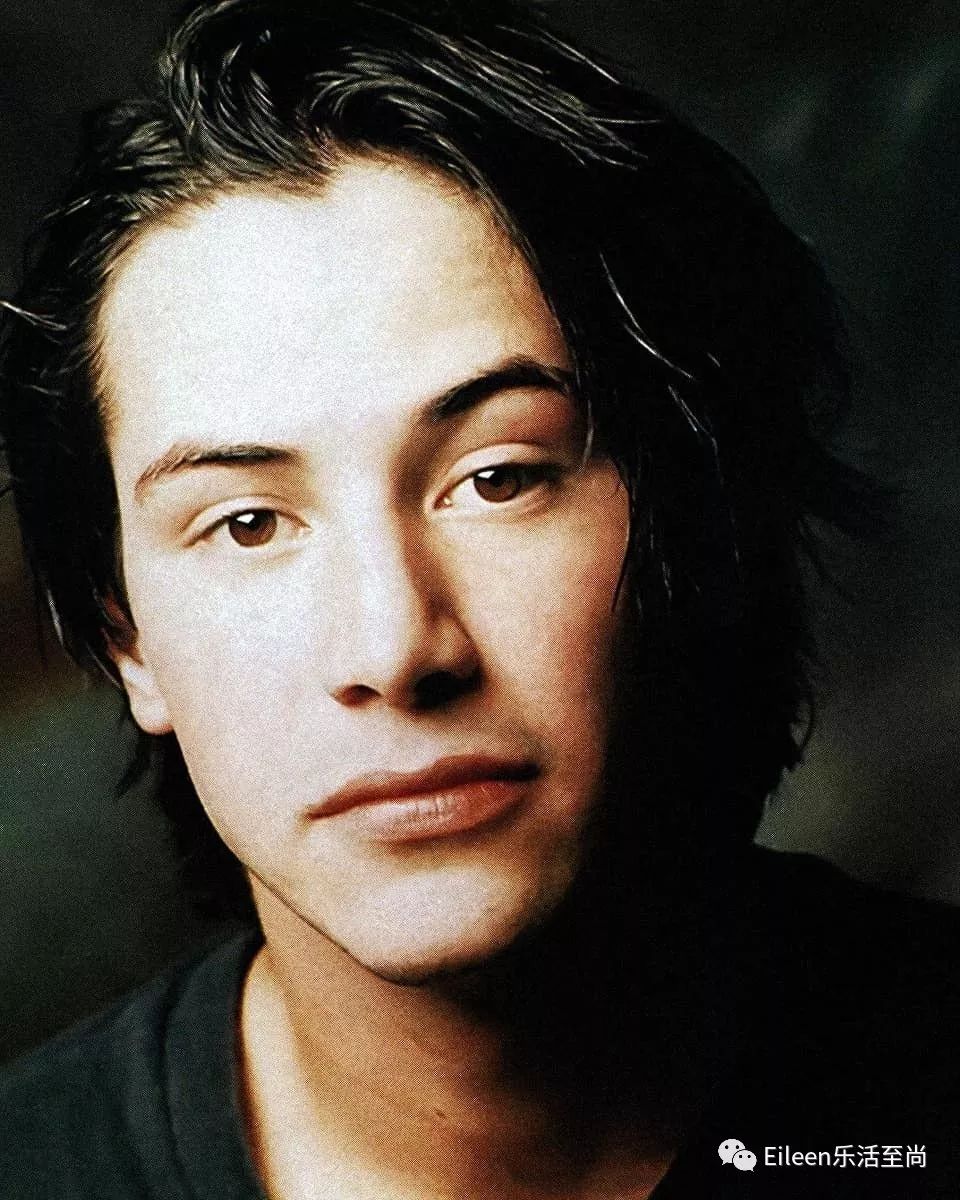 丧女失爱，辟谣无用，绝世美强惨基努·里维斯，放飞多年再遇真爱