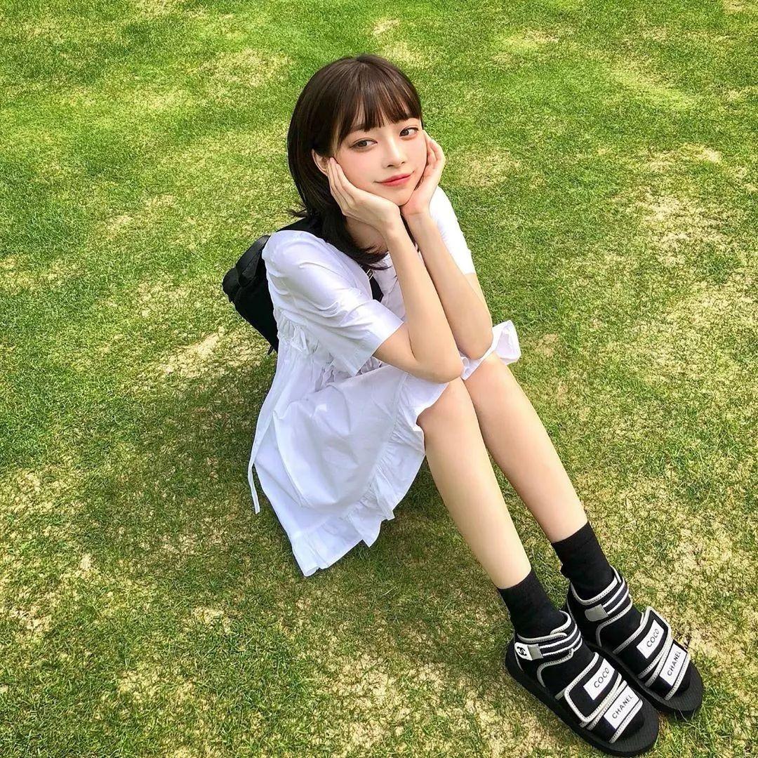 姜泰莉运动款,姜泰莉鞋子