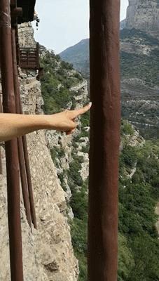 悬空寺壮观是谁题的,悬空寺是世界奇观吗