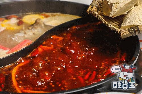 网红“爸爸”终于来了！1分钟就能吃的牛排火锅，连锅底都有肉