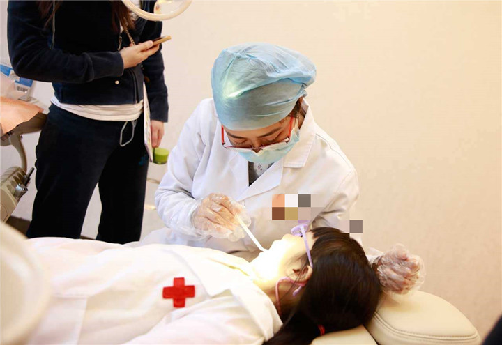 孩子坏牙掉了牙根还在,孩子坏牙换牙能好吗