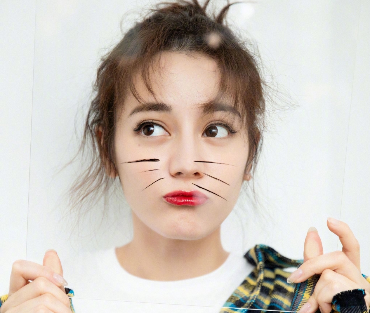 明星奇葩微博,吴宣仪奇葩公主明星宣传