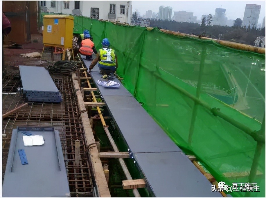 拆除爬架后外墙怎么施工,爬架拆除一般在封顶后多久