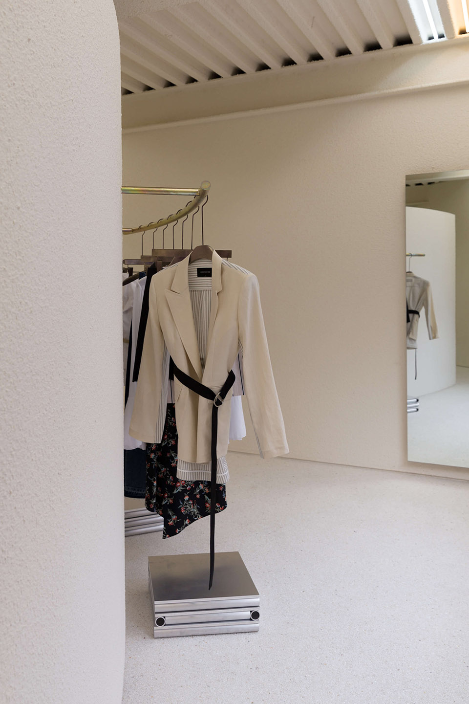 AnderssonBell旗舰店，首尔/CreativeStudioUnravel