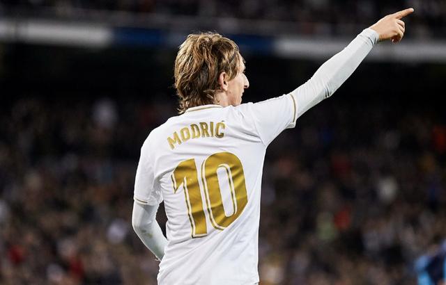 皇马历史10号球衣,皇马莫德里奇10号球衣