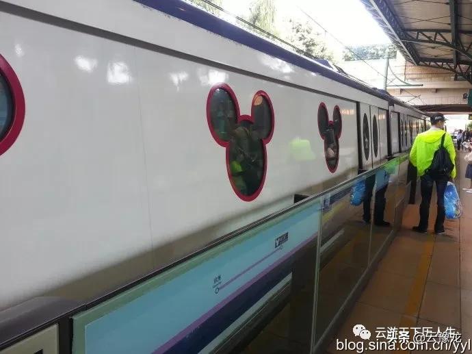 香港迪士尼乐园亲子游,香港迪士尼儿童乐园