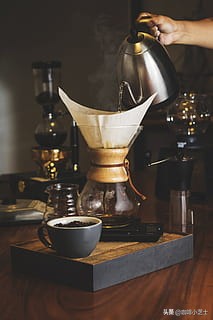 牛奶加咖啡牛奶需要加热吗,冲咖啡是先倒入牛奶还是后加牛奶