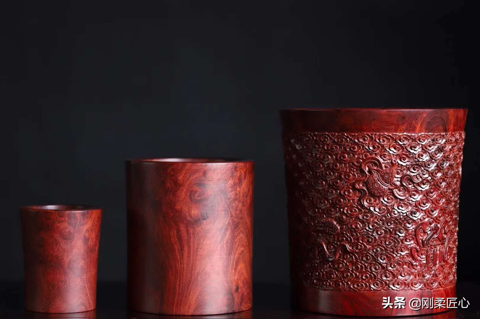 印度小叶紫檀手串多久变黑,小叶紫檀珠子会逐渐变黑吗