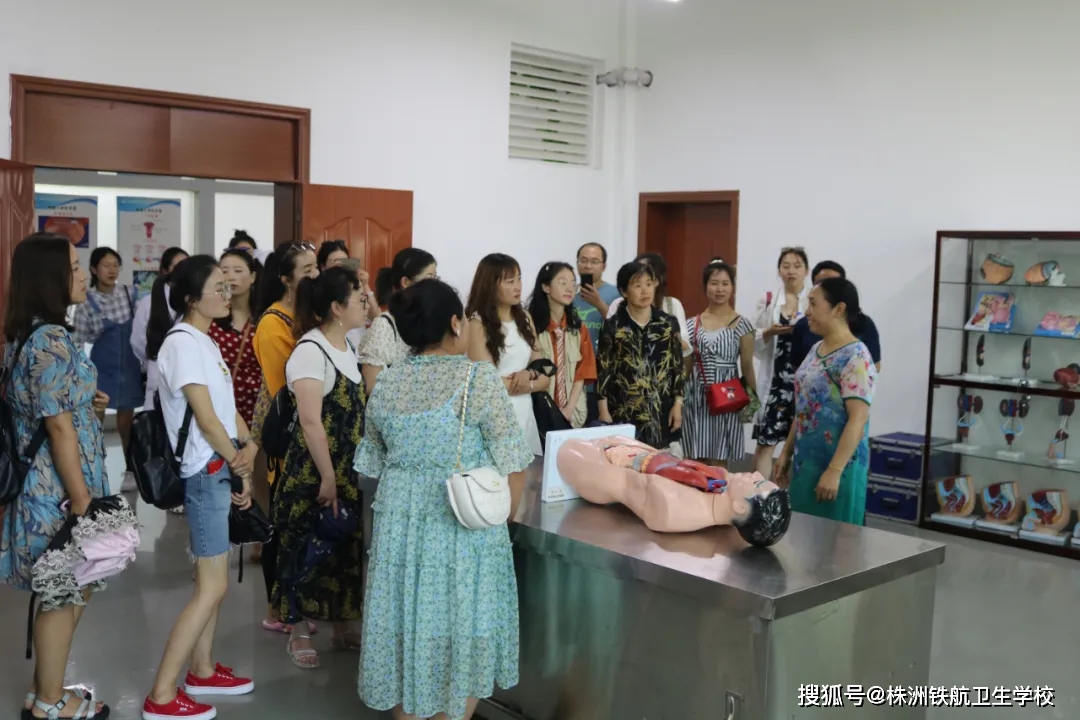 校长接待记录表30篇,学校校长接待领导