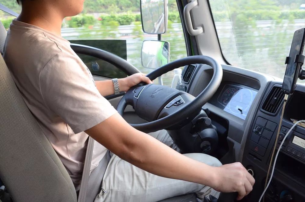 18年江铃凯运收购行情多少,上牌3个月的江铃凯运能卖多少钱