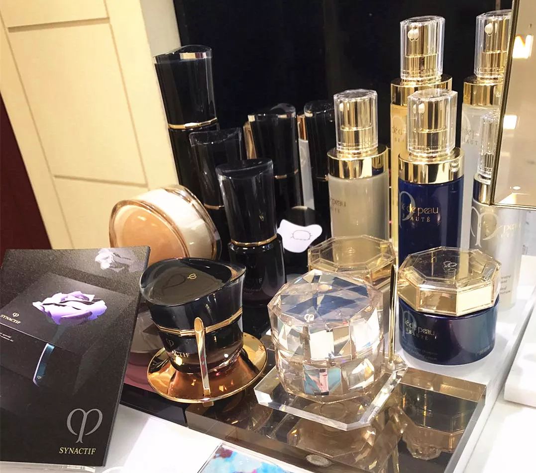 cpb肌肤之钥遮瑕棒,正确cpb隔离dw粉底液上妆方法