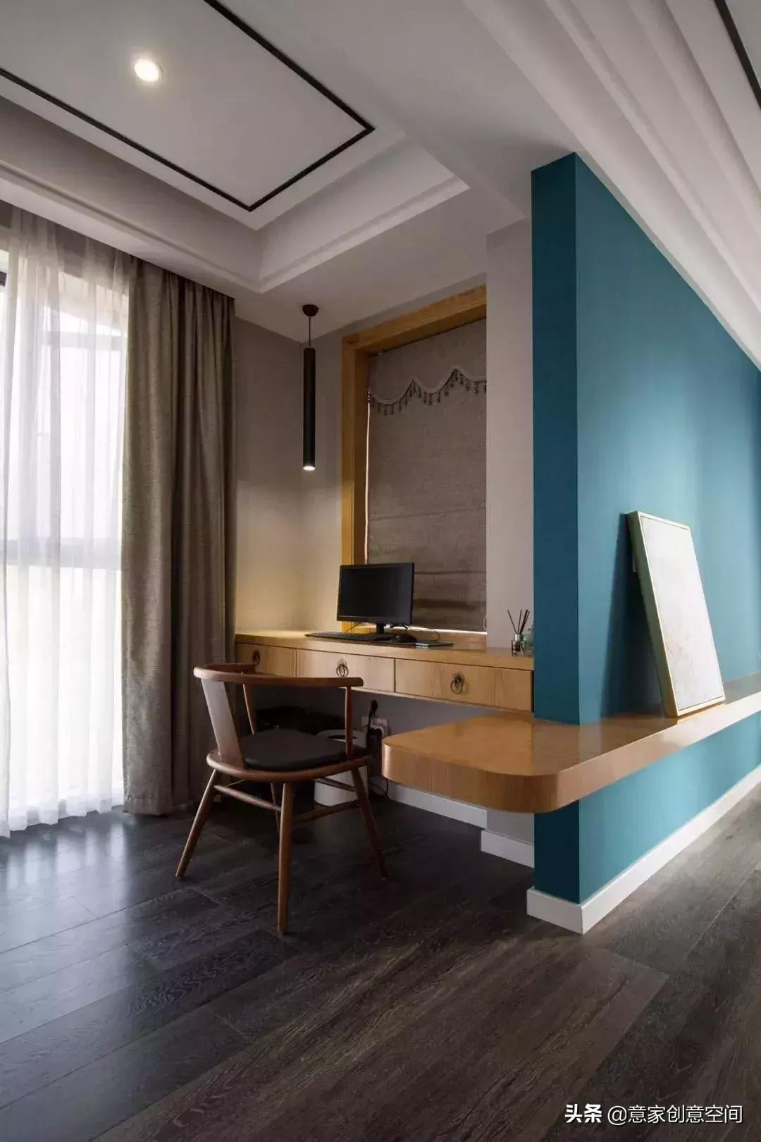 电视墙挖个洞，电视柜就不用买了，这套新中式三居室太好看了！